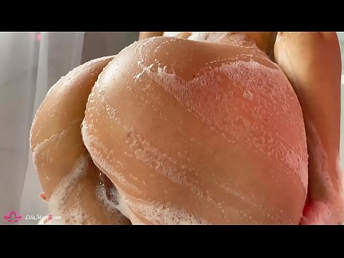 ❤️ Brunette Masturbates Pussy b'vibratur għal orga intens fid-doċċa Super porn f'mt.mysexgamer.ru ❌